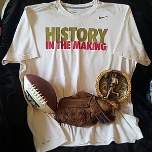 Oversized Nike DriFit graphic T